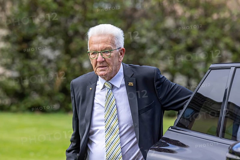 Winfried Kretschmann, Minister President, Green Party. Getting out of his official car, Neues Schloss Stuttgart, Baden-Württemberg, Germany, Europe