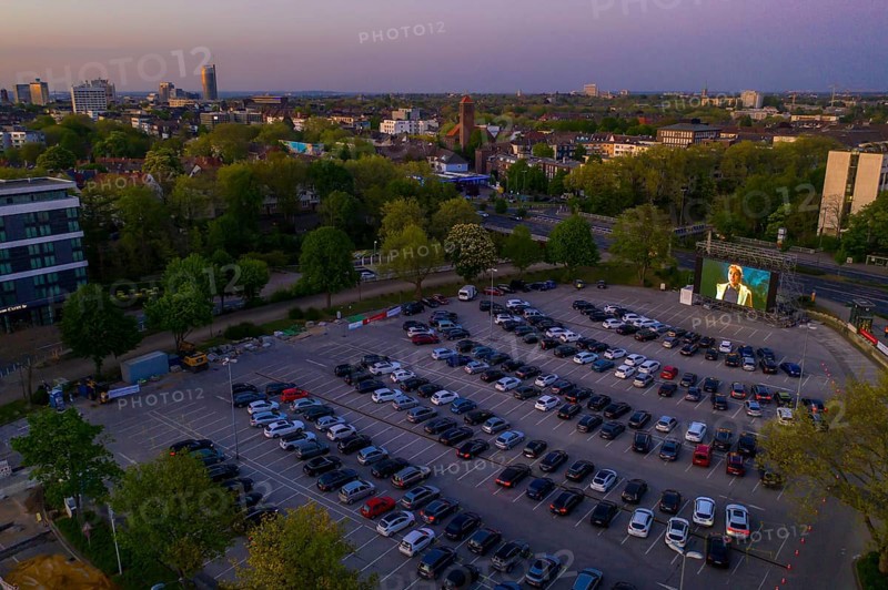 Temporary drive-in cinema, in the car park in front of Messe Essen, Grugahalle, large LED screen, in the Rüttenscheid district, effects of the corona crisis in Germany