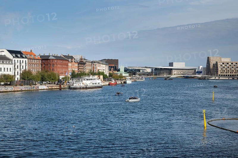 View from the Knippelsbro bascule bridge to the Havngade, the Inderhavnen or inner harbour and the opera, Christianshavn, Copenhagen, Denmark, Europe