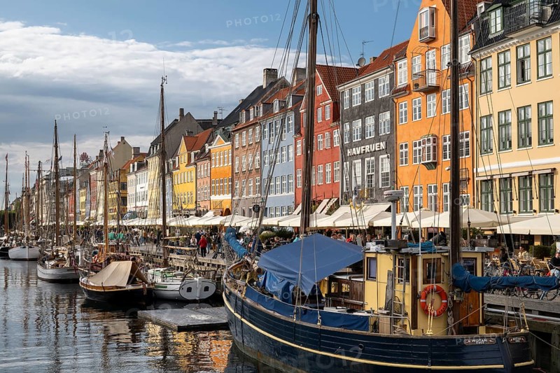 Nyhavn, in the Frederiksstaden district, harbour district with houses over 300 years old, moored sailing boats, promenade with many cafés, pubs, restaurants, canal, tourist attraction, Copenhagen, Denmark, Europe