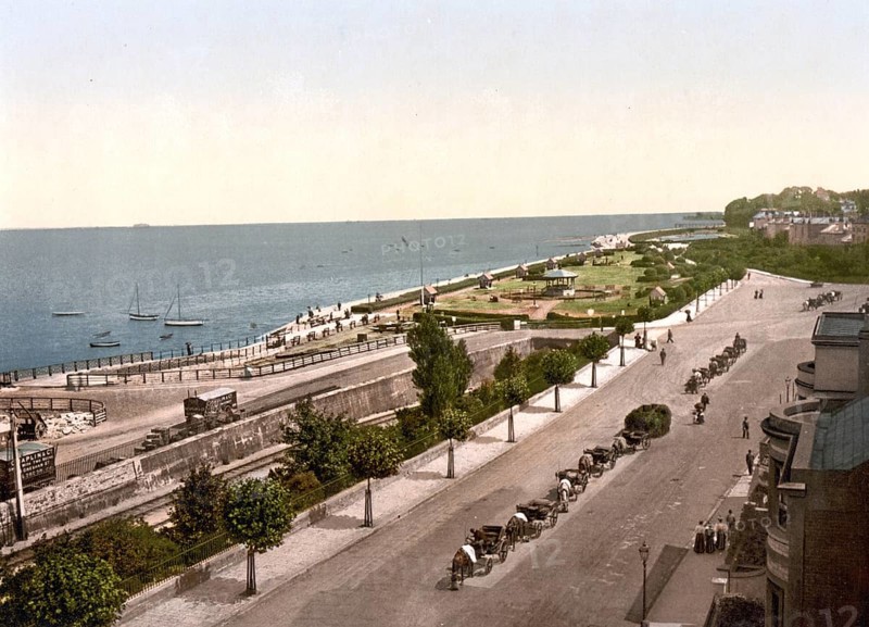 Ryde, die Esplanade, Isle of Wight, England / the esplanade, England, Historic, digitally restored reproduction from a 19th century original, 1880, Record date not stated