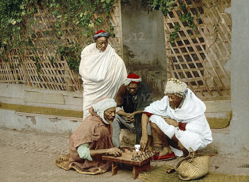 Blacks playing chess, Algiers, Algeria, ca 1890, Historical, digitally restored reproduction from a 19th century original, Record date not stated, Africa