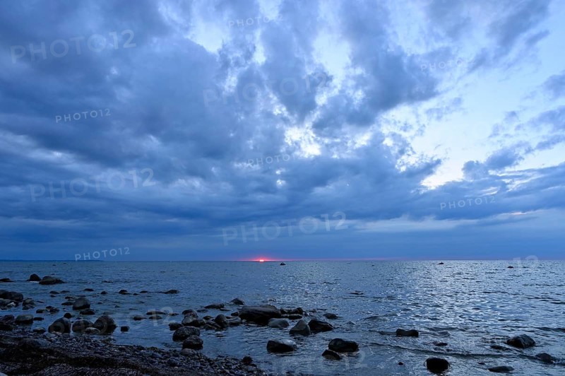 Natural beach with rocks on the island of Poel, Baltic Sea, Mecklenburg-Western Pomerania, Germany, Europe