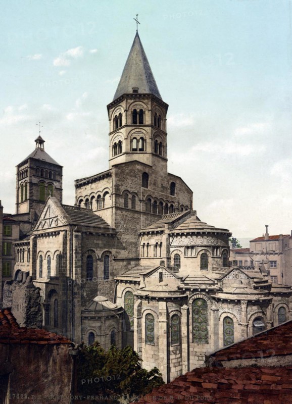 High Gothic Cathedral Notre-Dame-de-l'Assomption, Assumption of the Virgin Mary, also known as the Black Cathedral, Clermont-Ferrand, France, around 1890, Historical, digitally restored reproduction from a 19th century original, Europe