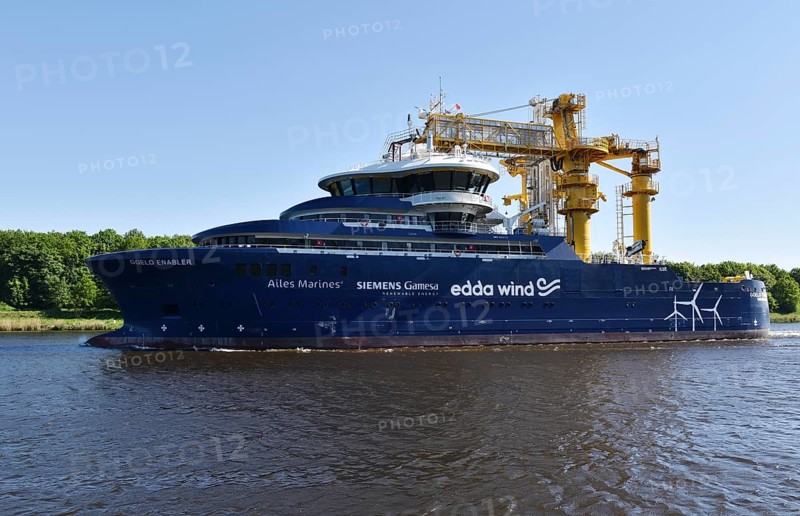 Offshore workboat Goelo Enabler travelling through the Kiel Canal, Kiel Canal, NOK, Schleswig-Holstein, Germany, Europe