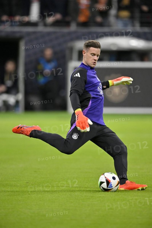 Goalkeeper Marc-Andre ter Stegen GER warming up, training, international match Germany GER vs Netherlands NED, Deutsche Bank Park, stadium, Frankfurt am Main, Hesse, Germany, Europe