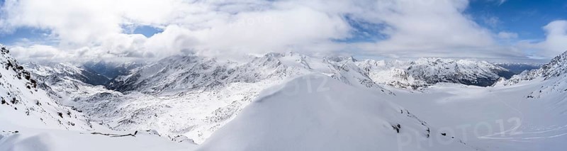 Mountain panorama, mountain peak Monte Cevedale, snow-covered mountain landscape, Ortler Alps, Vinschgau Valley, Italy, Europe