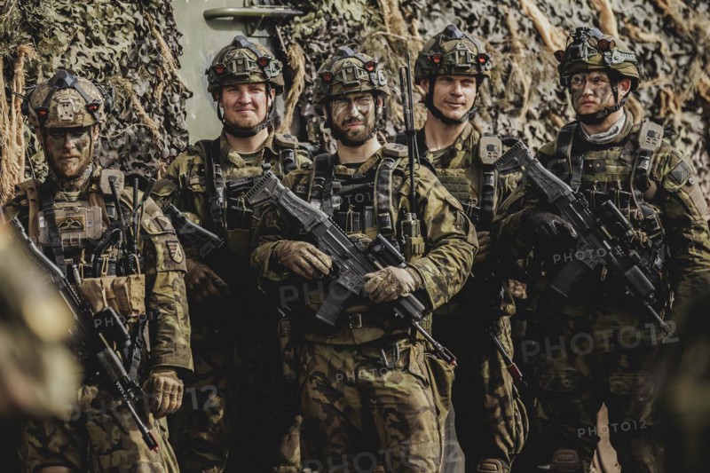 Armed soldiers, photographed as part of a Bundeswehr exercise with armed forces from Norway and the Czech Republic during the 'Wettiner Schwert' exercise as part of Quadriga 2024 in the training town of Schnöggersburg, 8 April 2024