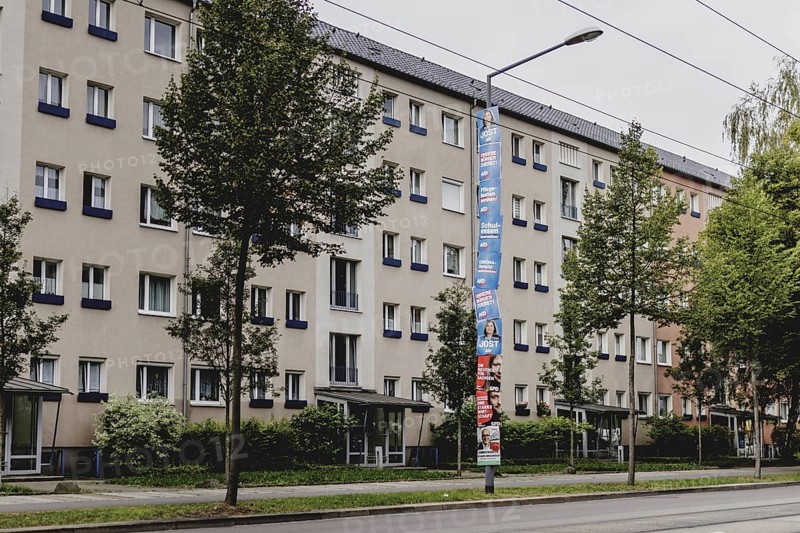 Election posters hanging from a lamppost, taken in Dresden, 31 August 2024. A new state parliament will be elected in Saxony on 1 September