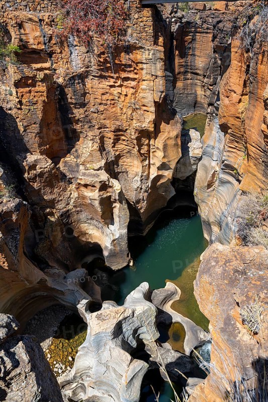 Canyon with steep orange-coloured cliffs with the Blyde River, Bourke's Luck Potholes, Panorama Route, Mpumalanga, South Africa, Africa
