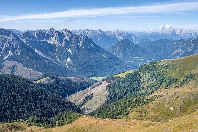 View from the Carnic main ridge to the Sesto Dolomites with the Three Peaks, Carnic Alps, Carinthia, Austria, Europe