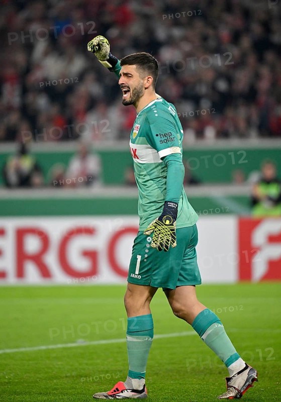 Goalkeeper Fabian Bredlow VfB Stuttgart (01) Gesture Gesture Cheering, MHPArena, MHP Arena Stuttgart, Baden-Württemberg, Germany, Europe