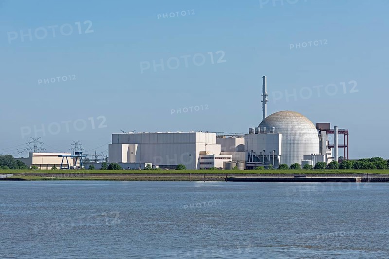 Brokdorf nuclear power plant, Elbe, Schleswig-Holstein, Germany, Europe
