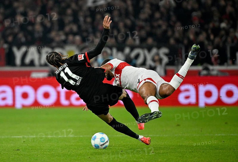 tackle, action, foul, Josha Vagnoman VfB Stuttgart (04) v Hugo Ekitike Eintracht Frankfurt SGE (11) MHPArena, MHP Arena Stuttgart, Baden-Württemberg, Germany, Europe