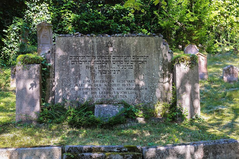 Jewish cemetery Haigerloch, memorial stone for all Jews from Haigerloch who had to sacrifice their lives innocently during the Nazi era, gravestones, inscription, Jewish community, Judaism, cultural monument, Haigerloch, Zollernalbkreis, Baden-Württemberg, Germany, Europe