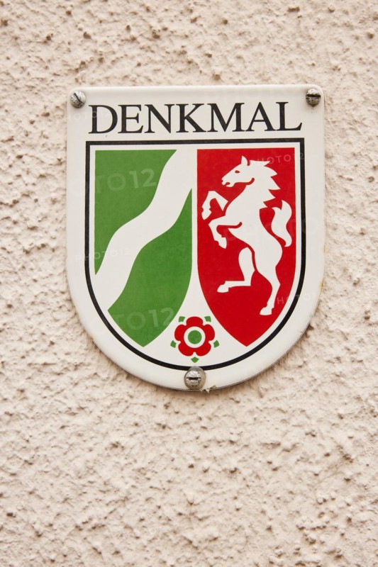 Sign for the memorial on the building of the Heinrich Friederichs Museum in Warendorf, Warendorf district, North Rhine-Westphalia, Germany, Europe