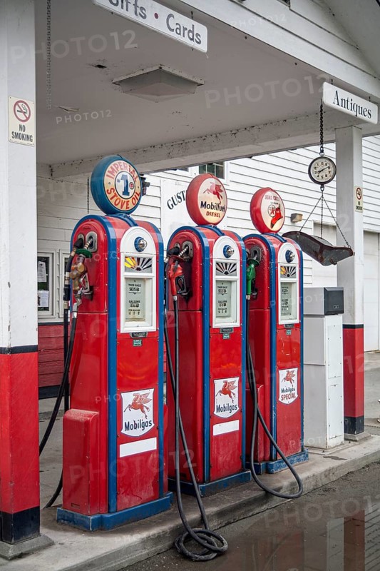 Fancy old petrol station, petrol pumps, retro, Gustavus, Southeast Alaska, Alaska, USA, North America