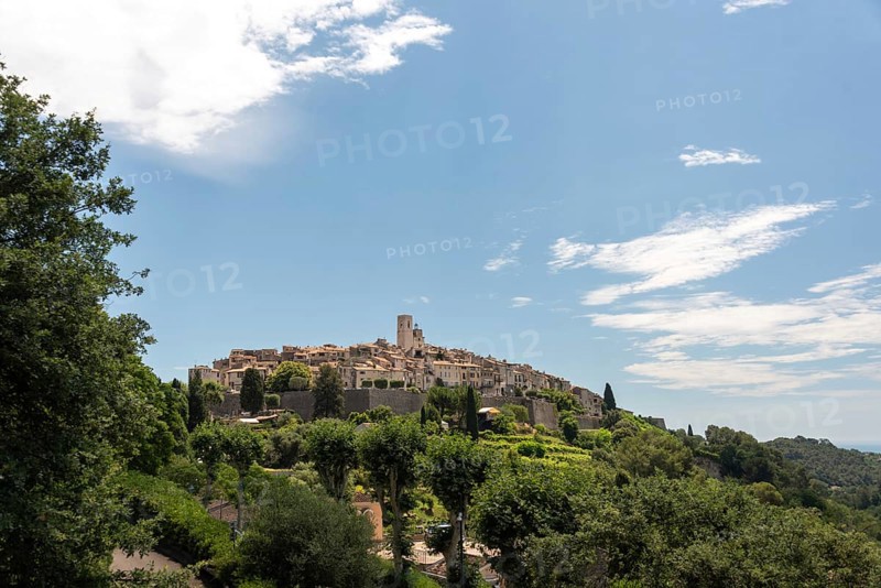 Saint-Paul-de-Vence, also known as Saint Paul, medieval hill town on the Côte d'Azur, Alpes-Maritimes, Provence-Alpes-Côte d'Azur, France, Europe