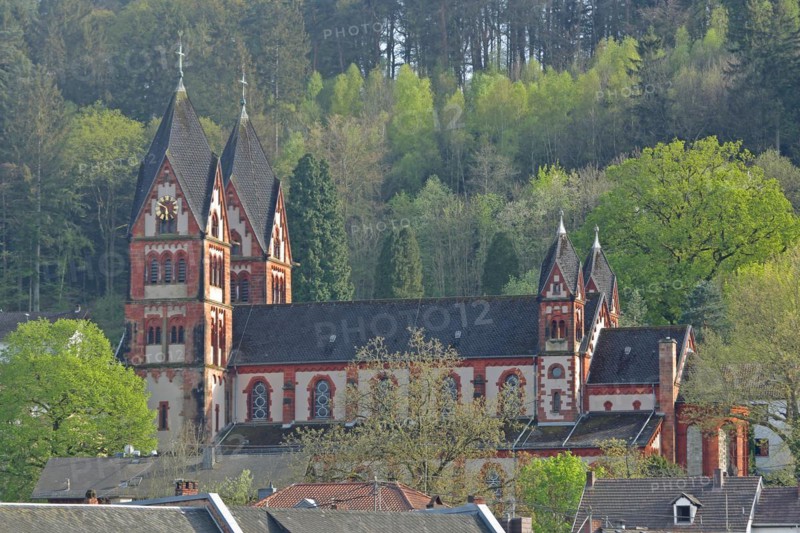 Neo-Romanesque St Lutwinus Church with twin towers, Mettlach, Saarland, Germany, Europe