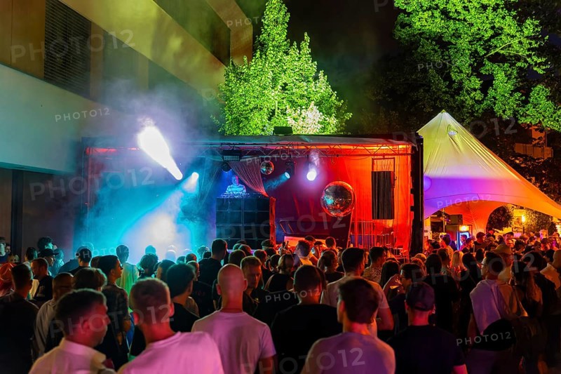 31st Elbhangfest, ElbTanzPavillon Party in front of the primary school Loschwitz, 31st Elbhangfest, Dresden, Saxony, Germany, Europe