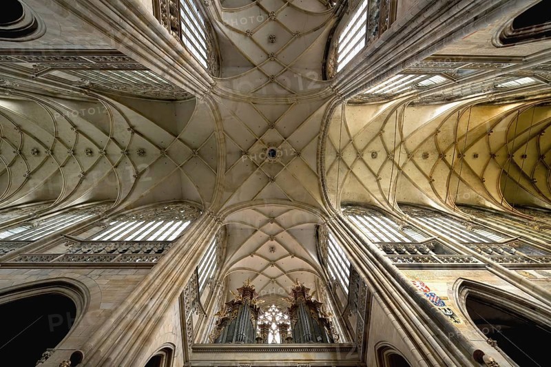 Prague castle, Gothic Metropolitan Cathedral of Saints Vitus, Wenceslas and Adalbert, Crossed ceiling, Prague, Czech Republic, Europe
