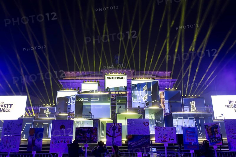 Light installation at the Brandenburg Tor to mark the 35th anniversary of the fall of the Berlin Wall, 8 November 2024