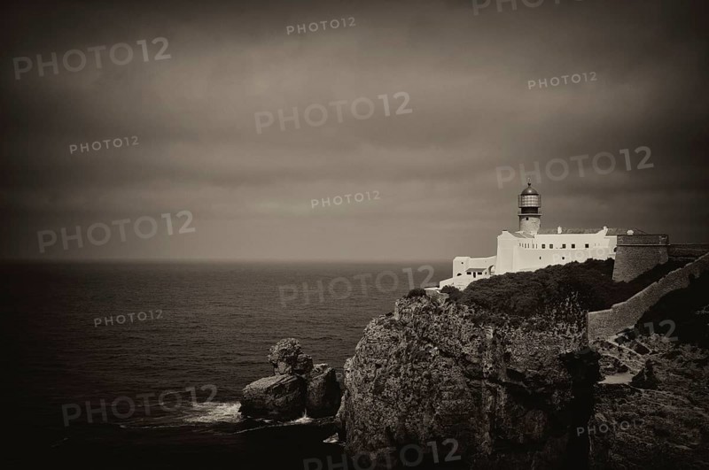 Lighthouse Farol do Cabo de São Vicente, Cape St. Vincent, Sagres, cliffs, Atlantic Ocean, black and white, vintage, Algarve, Portugal, Europe