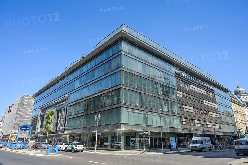 Galeries Lafayette department stores', Quartier 207 shopping centre and office building, Friedrichstrasse, Mitte, Berlin, Germany, Europe