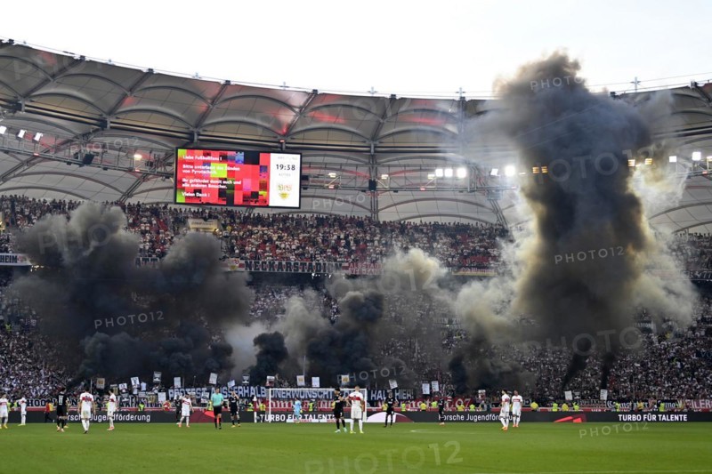 So-called black curve, dark, black clouds of smoke, protest, Ultras, Cannstatter Kurve, Bengalos, threatening, gloomy, MHPArena, MHP Arena Stuttgart, Baden-Württemberg, Germany, Europe