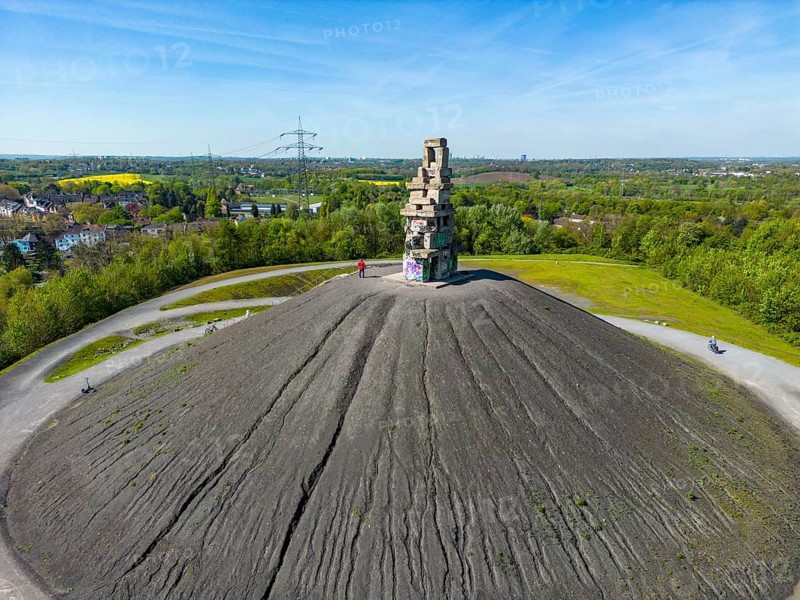 Rheinelbe spoil tip in Gelsenkirchen, 100 metre high spoil tip, landscape park, with the sculpture Himmelsleiter, made from concrete parts of the former Rheinelbe colliery, Gelsenkirchen, North Rhine-Westphalia, Germany, Europe