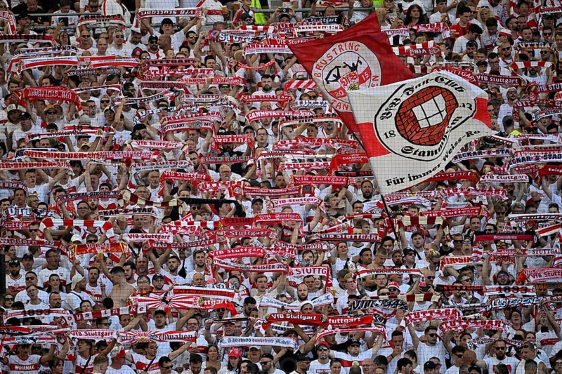 Fan block VfB Stuttgart flags, scarves, atmosphere, atmospheric, MHPArena, MHP Arena Stuttgart, Baden-Württemberg, Germany, Europe