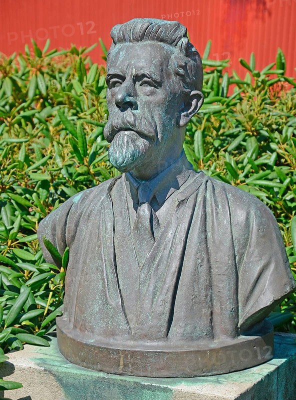 The Danish painter and sculptor Laurits Tuxen, sculpture at Skagen museum, Denmark by Max Meden, Skagen, Jutland, Denmark, Scandinavia, Europe