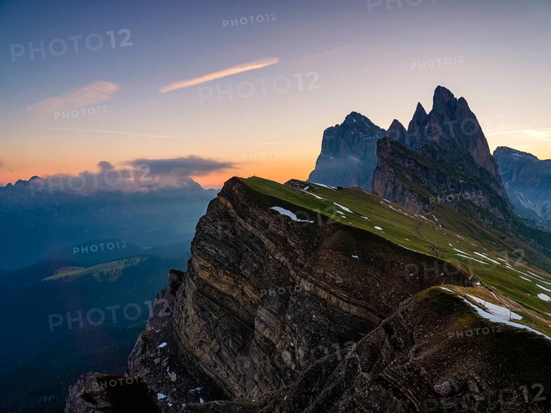 Fermeda Towers, Odle peaks at dawn, Seceda, Puez-Odle nature park Park, Dolomites, South Tyrol, Italy, Europe
