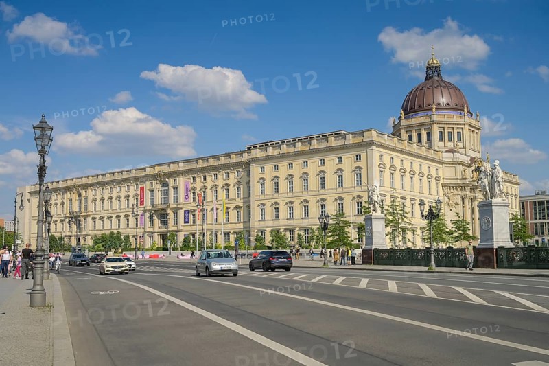 North façade, corner of west façade, Schlossbrücke, Humboldt Forum, Schlossplatz, Mitte, Berlin, Germany, Europe