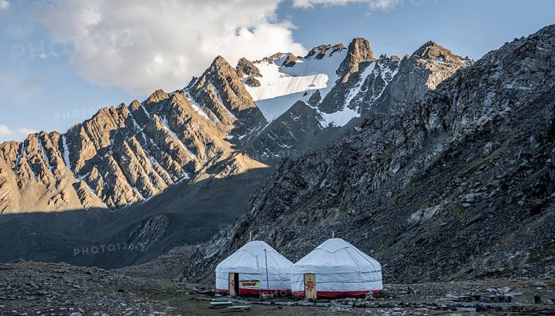 Yurts in a mountain valley in the Tien Shan Mountains, near Altyn Arashan, Kyrgyzstan, Asia