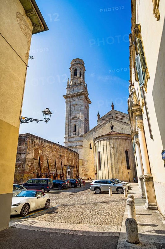Cathedral of Santa Maria Matricolare, Verona, Veneto, Italy, Europe