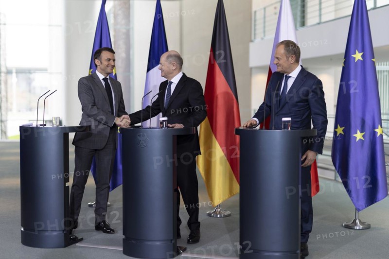 Olaf Scholz (SPD), Federal Chancellor, Emmanuel Macron, President of France, Donald Tusk, Prime Minister of Poland, at a press conference at the Federal Chancellery in Berlin, 15 March 2024