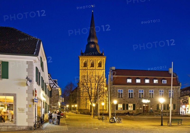 Market square with St Peter and Paul Church and community centre in the evening, Old Town, Ratingen, Bergisches Land, North Rhine-Westphalia, Germany, Europe