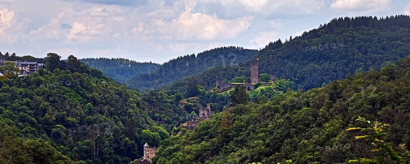 Panoramic view of the two castles, Oberburg and Niederburg of Manderscheid, Southern Eifel, Eifel, Rhineland-Palatinate, Germany, Europe