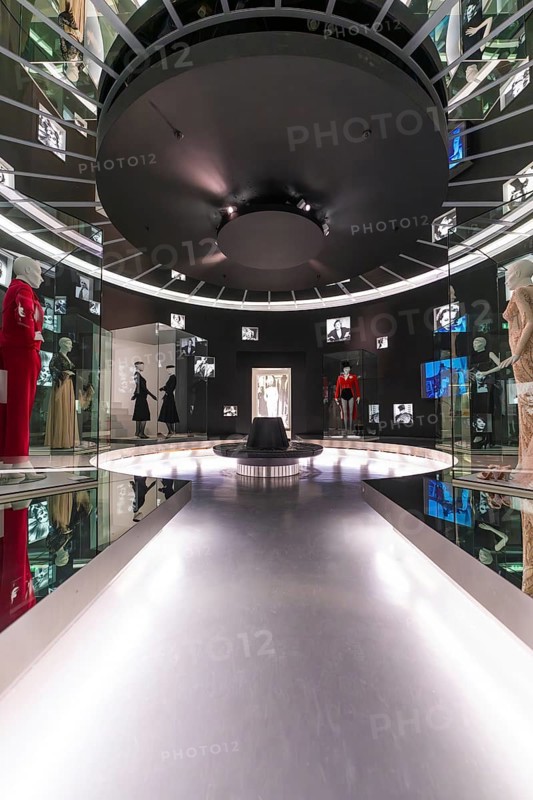 Futuristic exhibition space with illuminated mirrors and mannequins that form a walkway, Deutsche Kinematik, Berlin, Germany, Europe