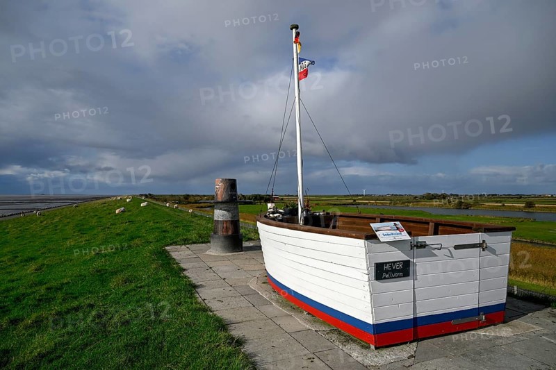 Memorial for burials at sea, Pellworm Island, Schleswig-Holstein Wadden Sea National Park, North Frisia, Germany, Europe