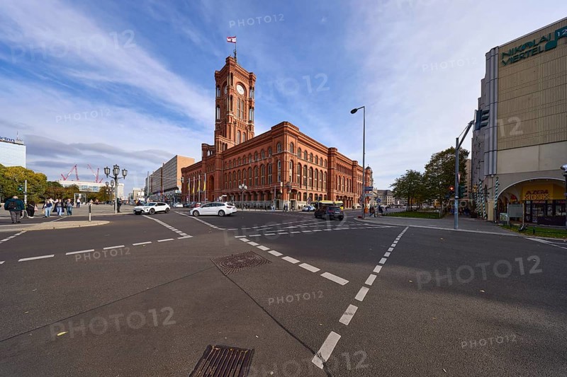 Rotes Rathaus, intersection of Rathausstraße and Spandauer Straße, Berlin, capital city, independent city, federal state of Berlin, Germany, Europe
