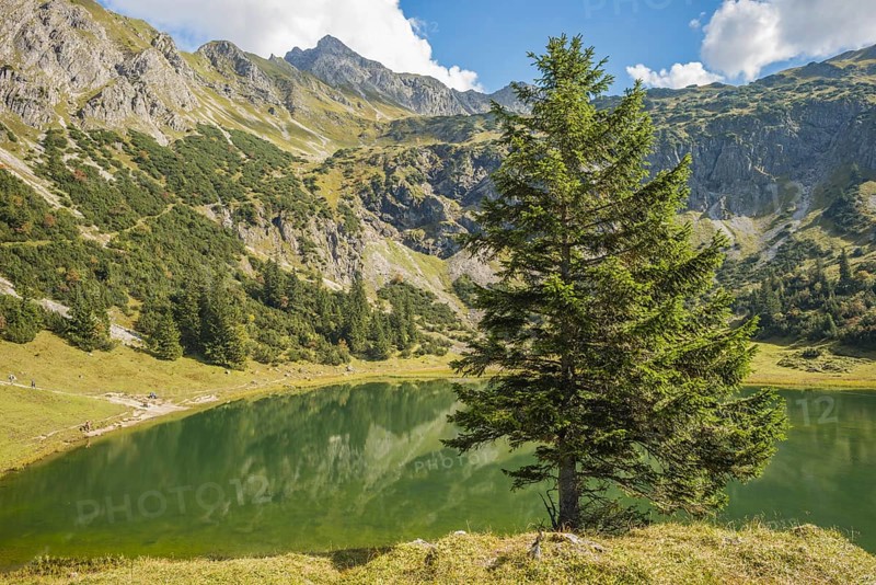 Lower Gaisalpsee, behind it the Entschenkopf (2043m), Allgäu Alps, Allgaeu, Bavaria, Germany, Europe
