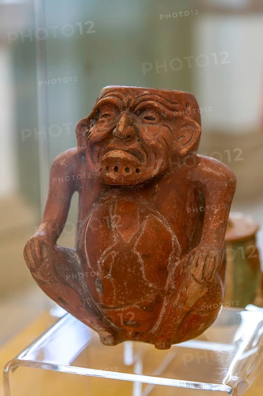 'Idolos' exhibition anthropomorphic figure, Palacio Canton palace anthropology museum, Merida, Yucatan State, Mexico, Central America