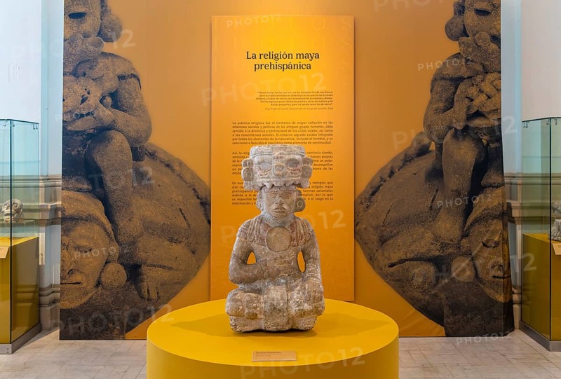 'Idolos' exhibition anthropomorphic figure, Palacio Canton palace anthropology museum, Merida, Yucatan State, Mexico, Central America