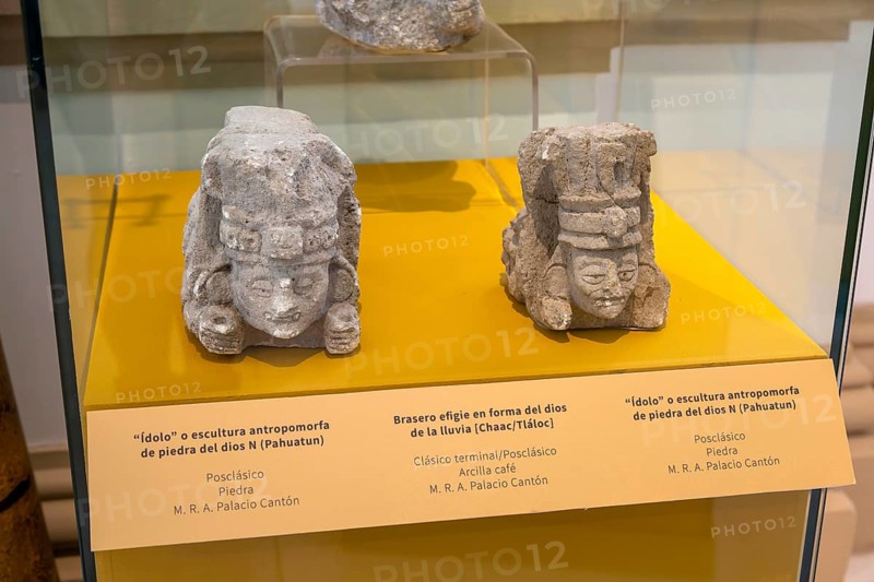 'Idolos' exhibition anthropomorphic figures, Palacio Canton palace anthropology museum, Merida, Yucatan State, Mexico, Central America