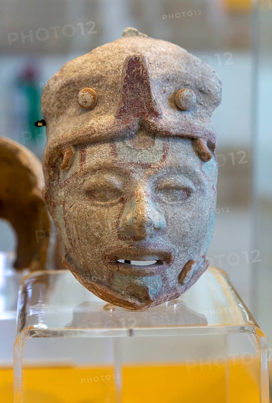 'Idolos' exhibition anthropomorphic figure, Palacio Canton palace anthropology museum, Merida, Yucatan State, Mexico, Central America