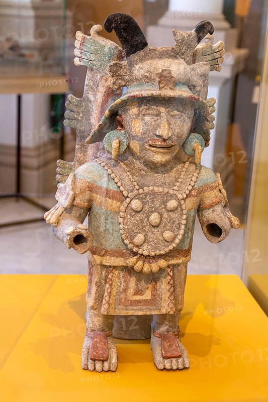 'Idolos' exhibition anthropomorphic figure, Palacio Canton palace anthropology museum, Merida, Yucatan State, Mexico, Central America
