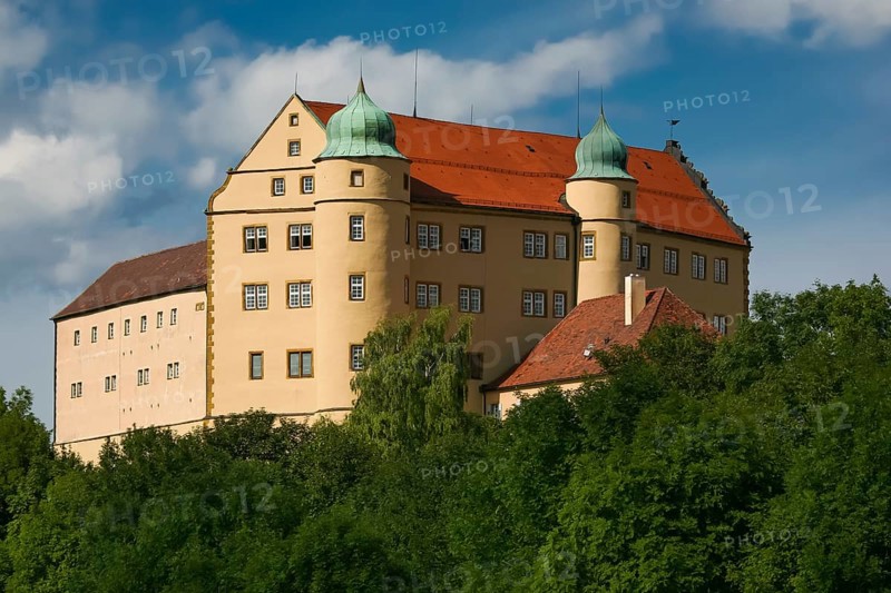 Kapfenburg Castle, architecture, historical building, castle of the Teutonic Order, former castle of the Teutonic Order, today cultural centre, international music academy, museum, blue sky with clouds, trees, plants, Lauchheim, Ostalbkreis, Baden-Württemberg, Germany, Europe