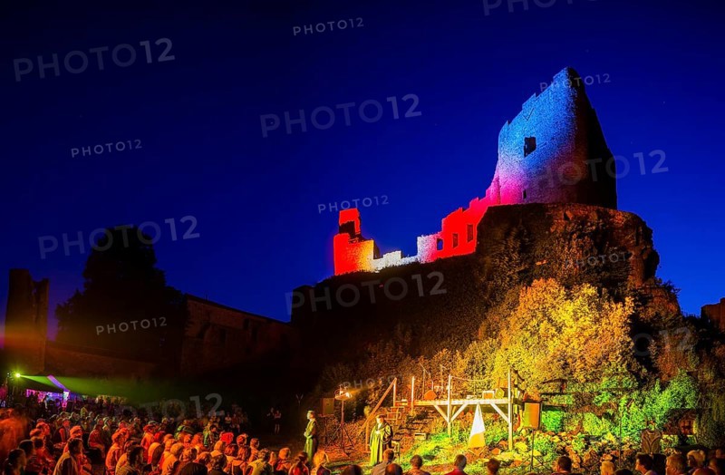 Frauenstein, music, light and stones